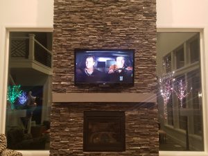 Read more about the article Enhancing Home Theater Experience: The Role of TV Mounts